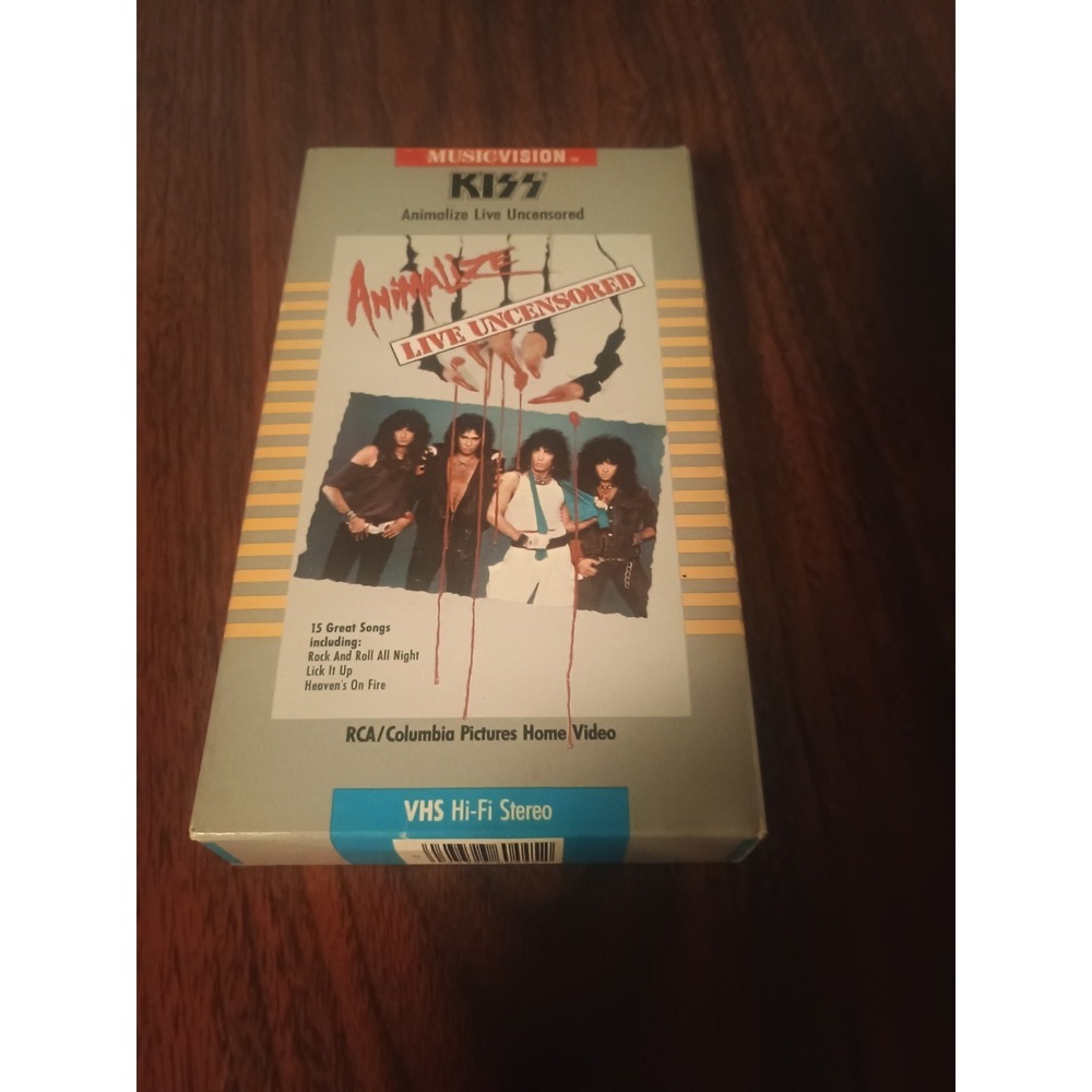 KISS - Animalize Live Uncensored - VHS - 1984